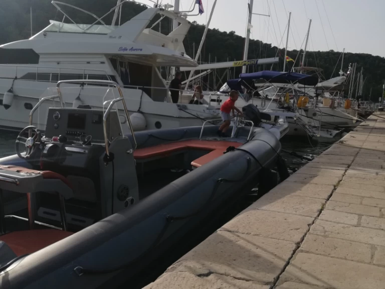 Verhuur RIB Marlin Boat met vaarbewijs