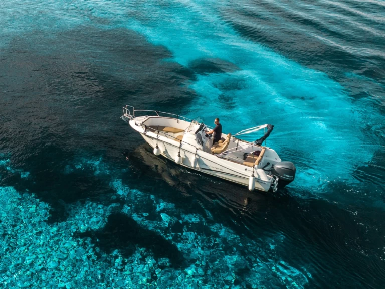 Huur Motorboot met of zonder schipper Jeanneau in Vela Luka