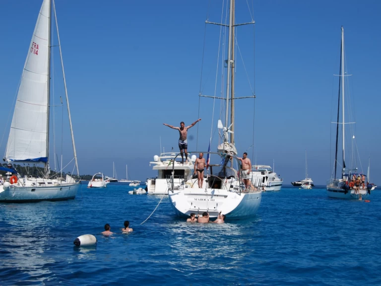 Verhuur Zeilboot Bénéteau met vaarbewijs