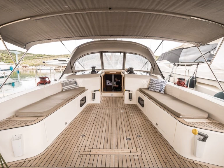 Bootverhuur More Boats More 55 in Primošten via SamBoat