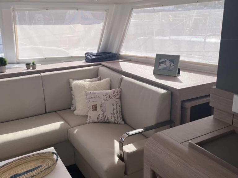 Fountaine Pajot Isla 40 te huur van particulier of professional in Road Town