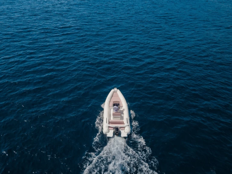 Verhuur RIB Italiamarine met vaarbewijs