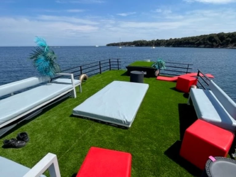 Bootverhuur Custom Made Bateau Pirate in Cannes via SamBoat