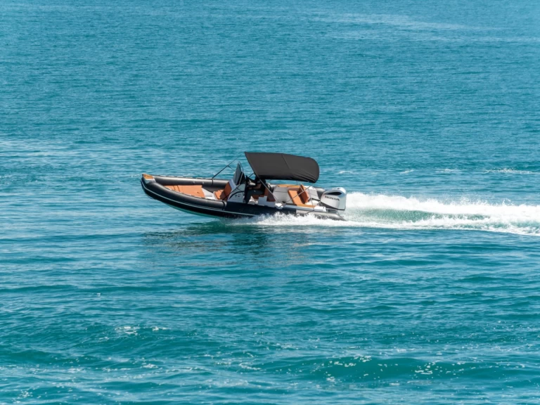 Huur een Tiger 740 Pro Line in Trogir