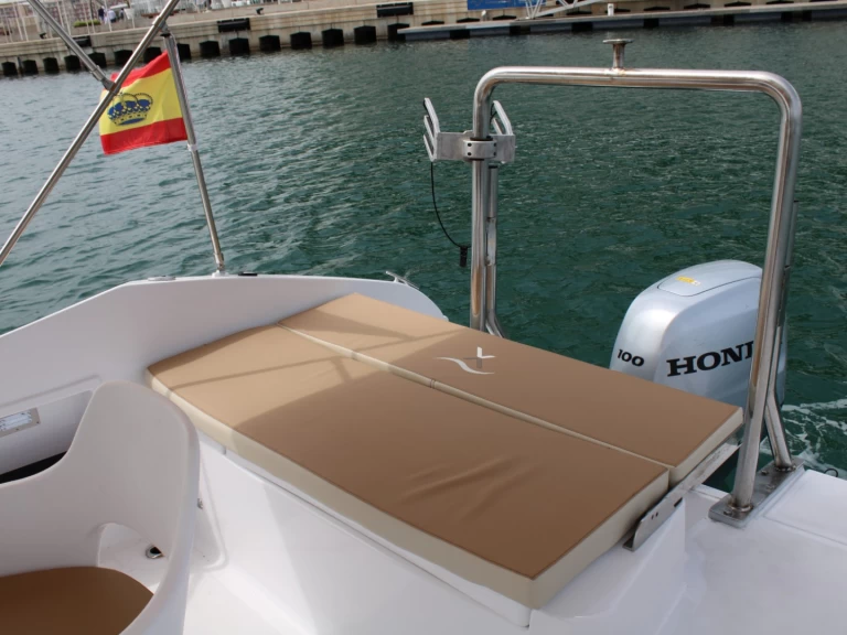Huur Motorboot met of zonder schipper Astilux in Valencia