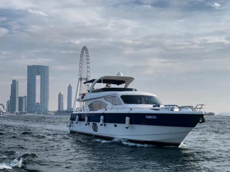 Verhuur Jacht Dubai Marine met vaarbewijs