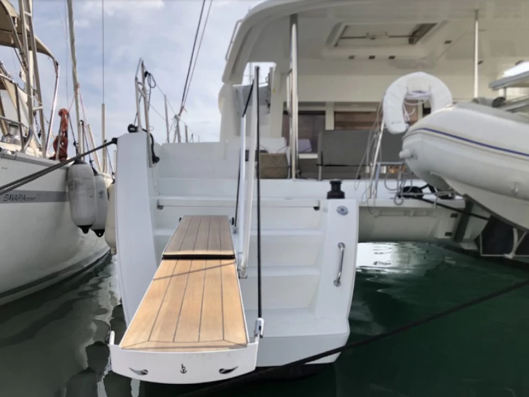 Huur Catamaran met of zonder schipper Lagoon in Álimos