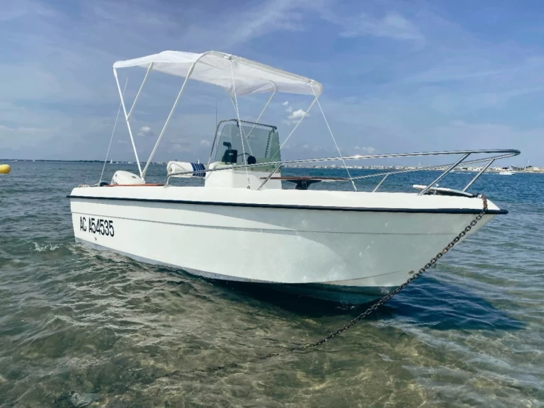 Motorboot te huur in Port-Camargue voor de beste prijs
