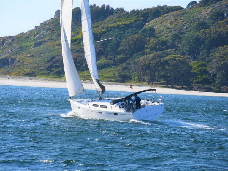 Bootverhuur Hanse Hanse 415 in Baiona via SamBoat
