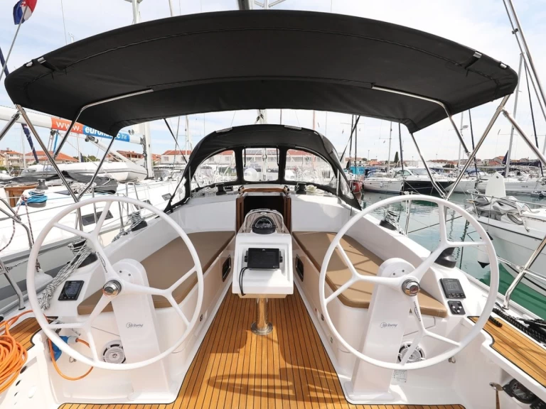 Huur Zeilboot met of zonder schipper Bavaria in Pirovac