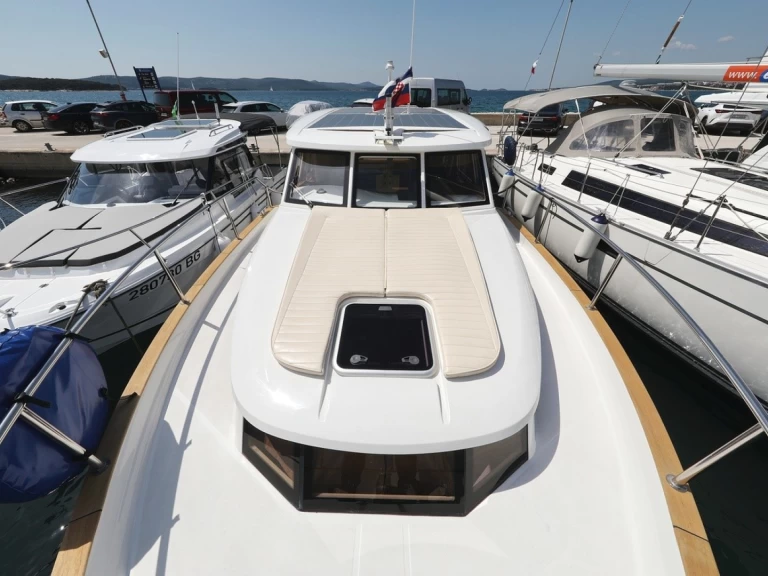 Bootverhuur Greenline Yachts Greenline 33 in Biograd na Moru via SamBoat