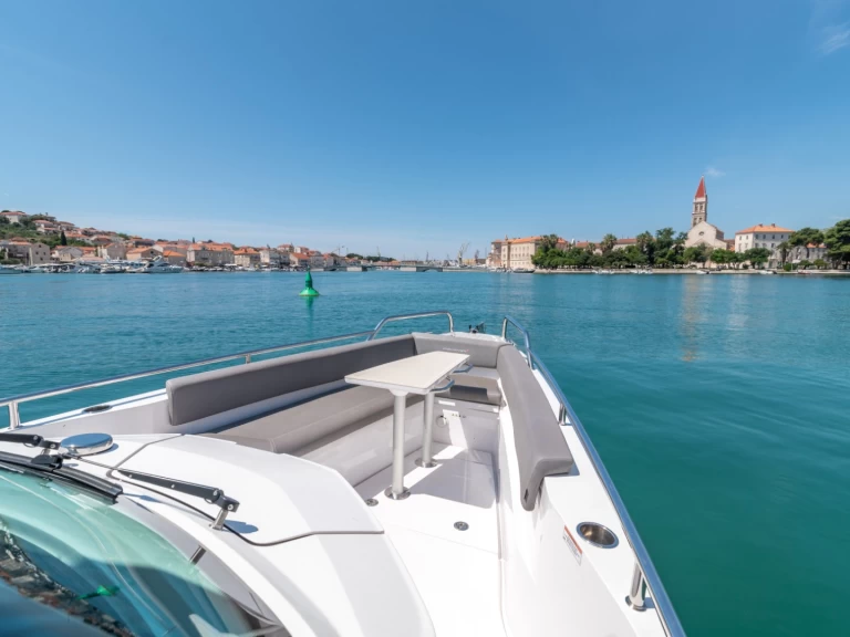 Axopar Axopar 28 T-Top te huur van particulier of professional in Trogir