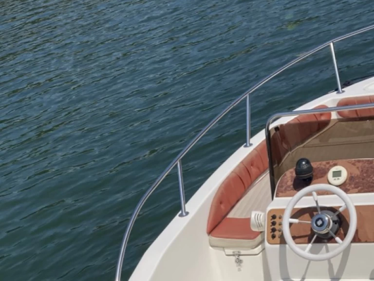 Motorboot te huur in Lyon voor de beste prijs