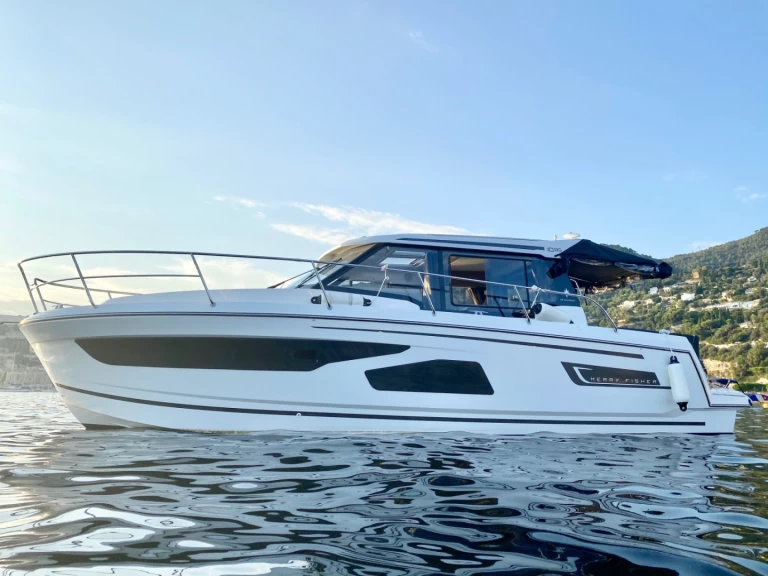 Huur een Jeanneau Merry Fisher 1095 in Saint-Laurent-du-Var