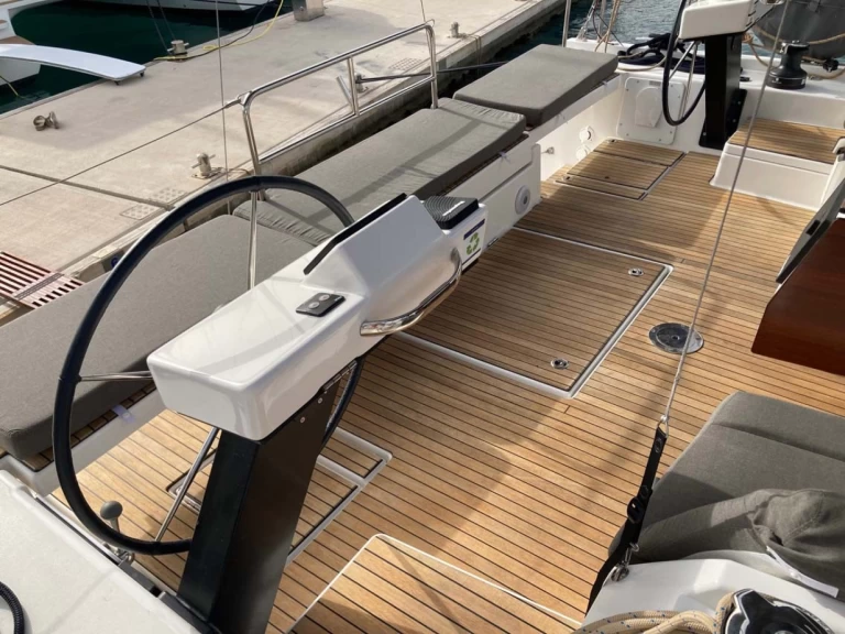 Huur Zeilboot met of zonder schipper Dufour in Trogir