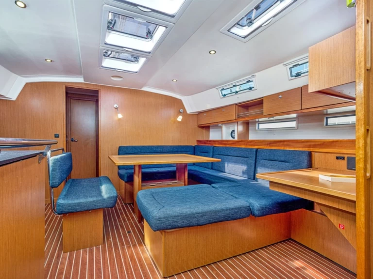 Zeilboot te huur in Breege voor de beste prijs