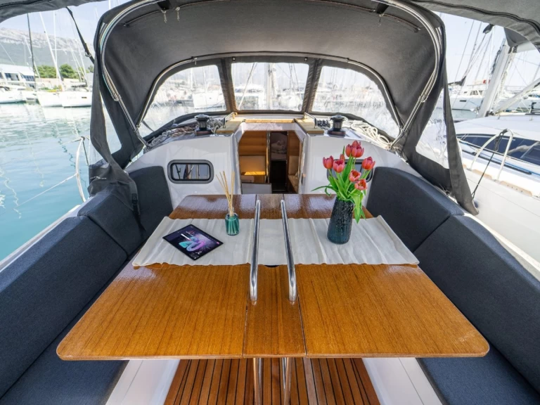 Jachthuur in Kaštela - Elan Impression 40.1 via SamBoat