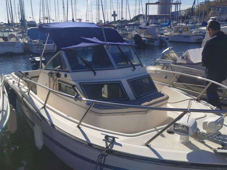 Bootverhuur Hydrasport Vector 2200WA in Toulon via SamBoat