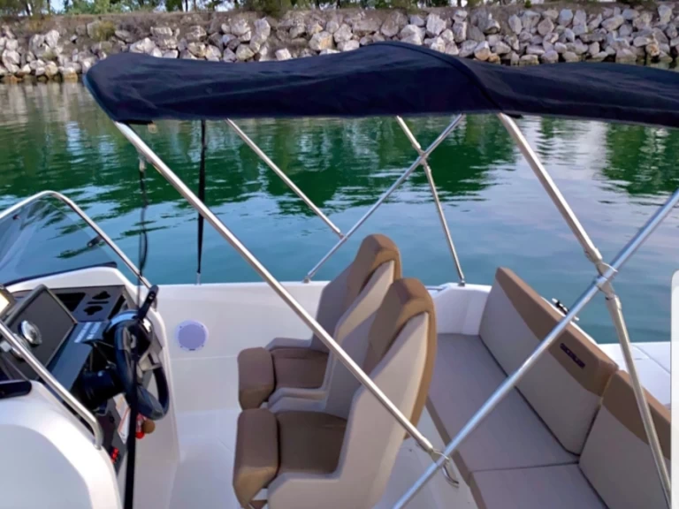 Motorboot te huur in Marseille voor de beste prijs