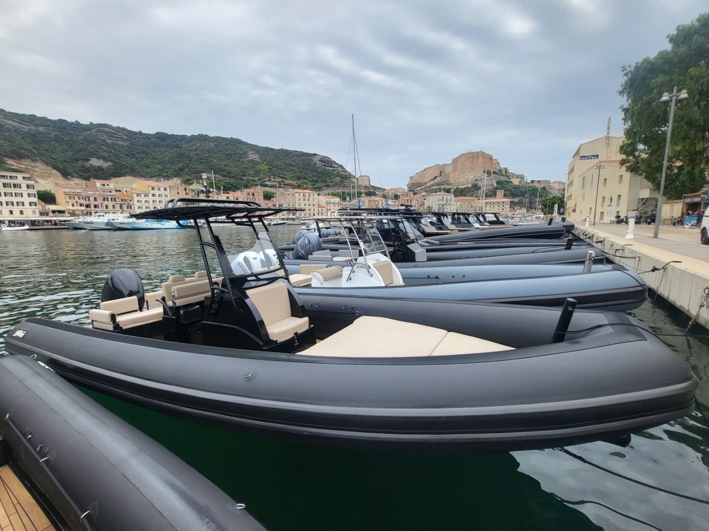 Phantom 18 Rib Verhuur van RIB SeaWater Phantom 260 Bonifacio | SamBoat