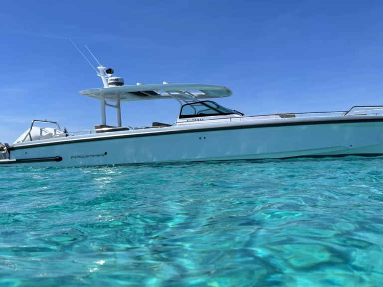 Motorboot te huur in Porto-Vecchio voor de beste prijs