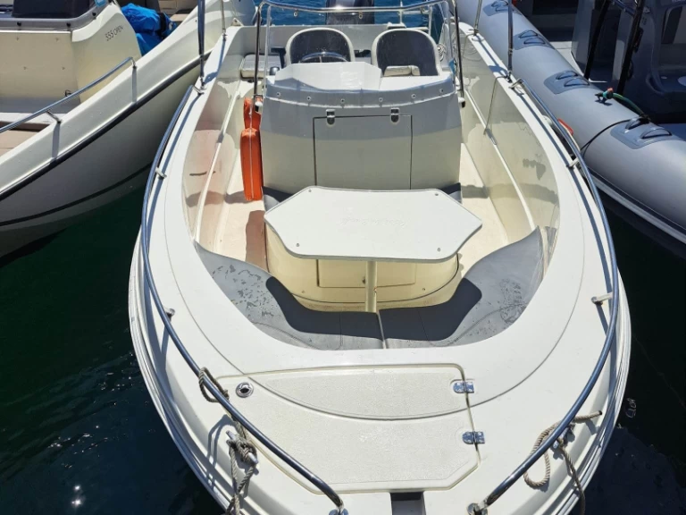 Bootverhuur Marseille goedkoop PACIFIC CRAFT 545