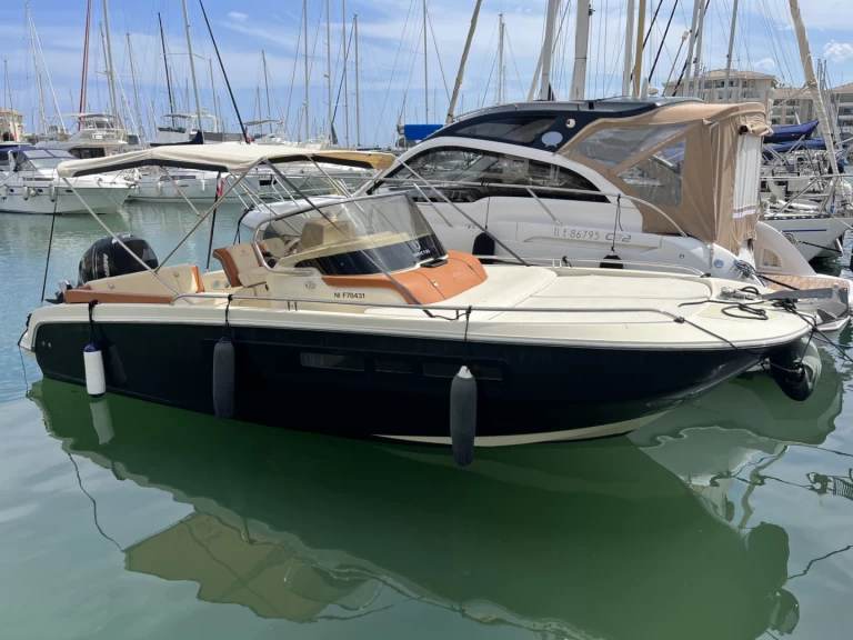 Verhuur Motorboot in Fréjus - Invictus  CX 240
