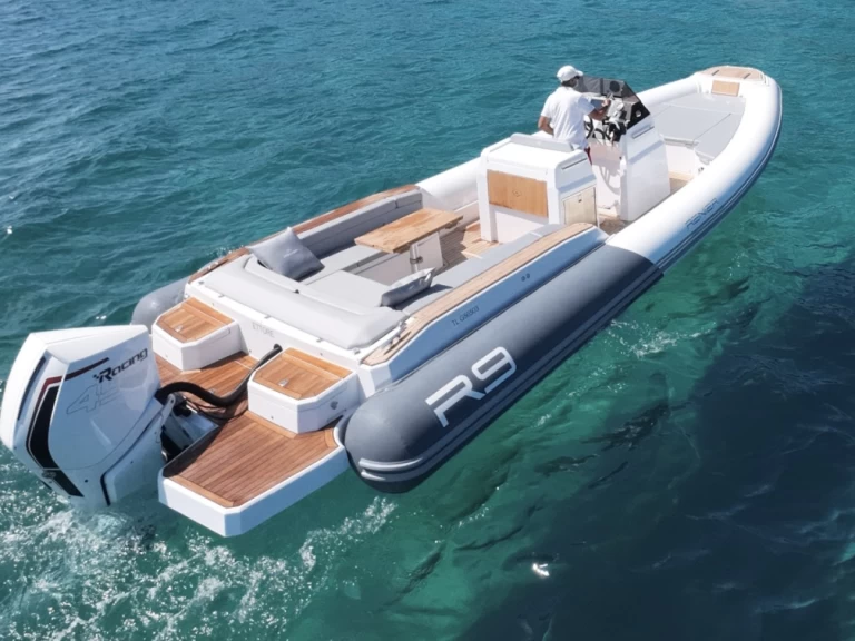 Renier Renier R9 Tourer te huur van particulier of professional in Port du Lavandou