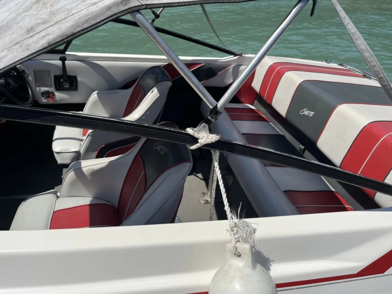 Huur een Glastron Sierra 177 sl in Sevrier