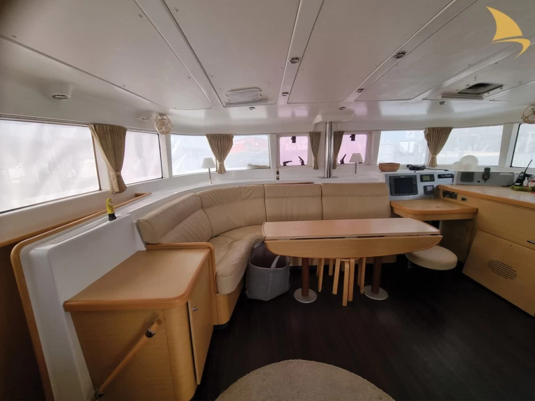 Verhuur Catamaran Lagoon met vaarbewijs