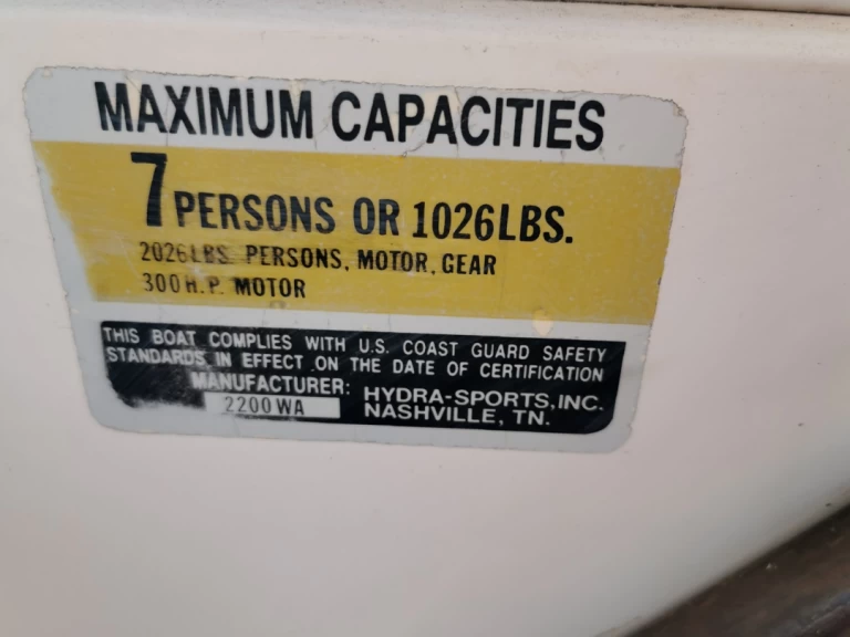 Bootverhuur Hydrasport Vector 2200WA in Toulon via SamBoat