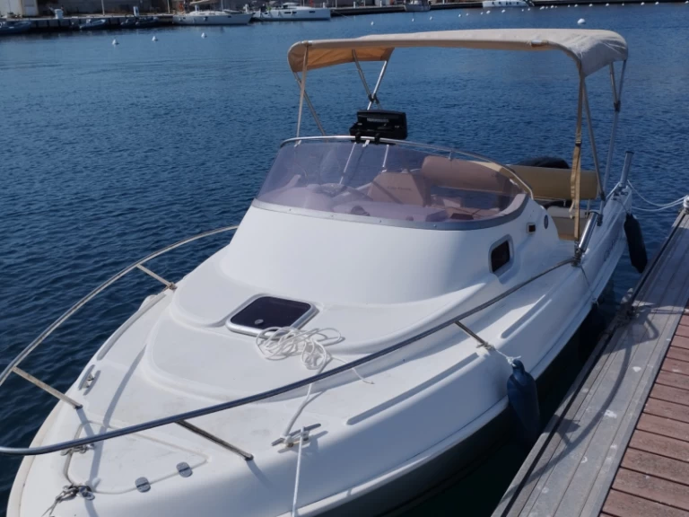 Bootverhuur B2 Marine Cap Ferret 522 Open Sport in Marseille via SamBoat