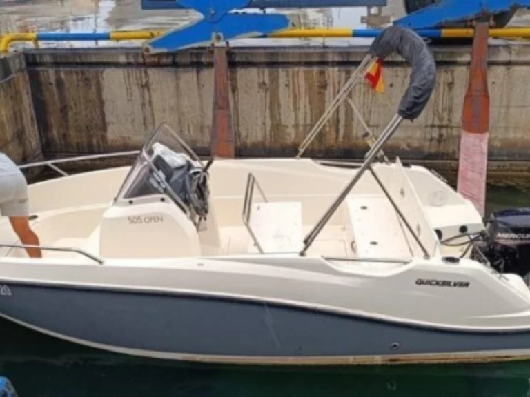 Bootverhuur Palma de Mallorca goedkoop Activ 505 Open