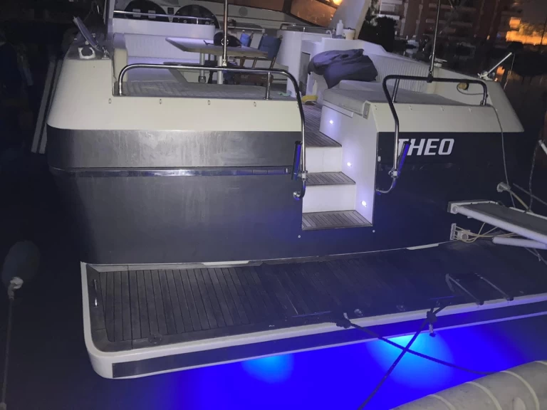 Bootverhuur Roses goedkoop Techno 55