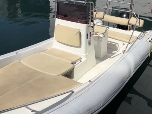 Huur een Katoy 650 open in Marseille