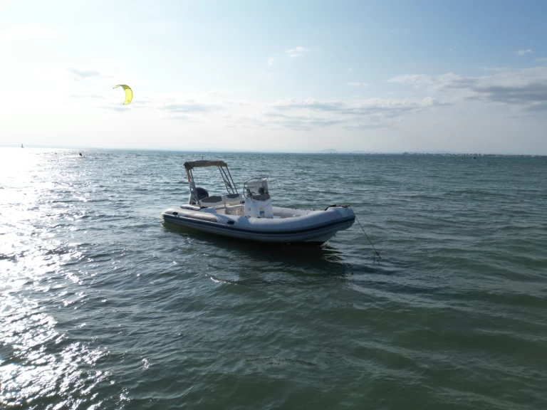 Bootverhuur La Grande-Motte goedkoop FX SHO