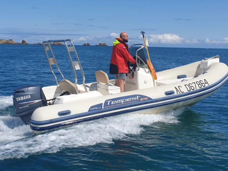 RIB te huur in Saint-Malo voor de beste prijs