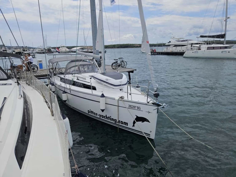 Verhuur Zeilboot Bavaria met vaarbewijs
