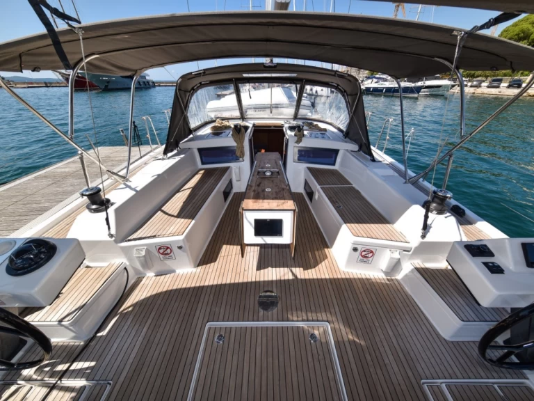 Verhuur Zeilboot Dufour met vaarbewijs