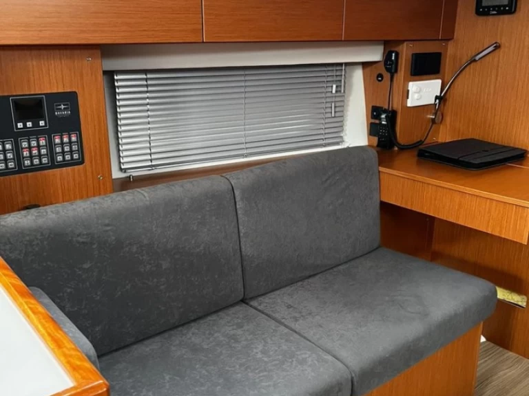 Verhuur Zeilboot in Vrsar - Bavaria Bavaria C42