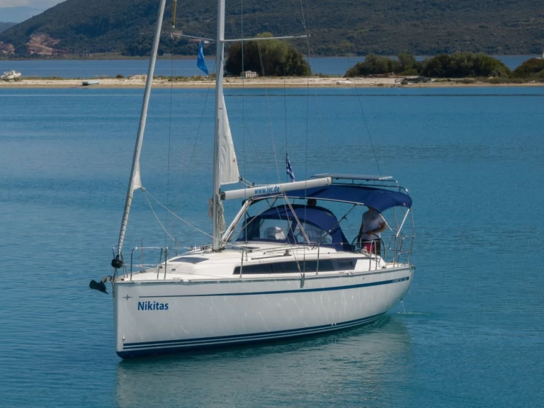 Huur een Bavaria Cruiser 34 in Lefkáda