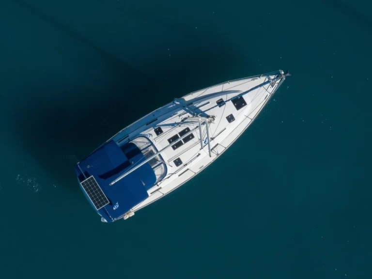 Huur een Bavaria Cruiser 36 in Lefkáda