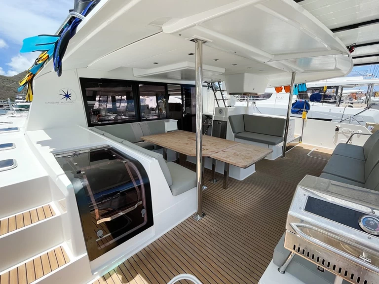 Huur een Fountaine Pajot Saba 50 in Road Town