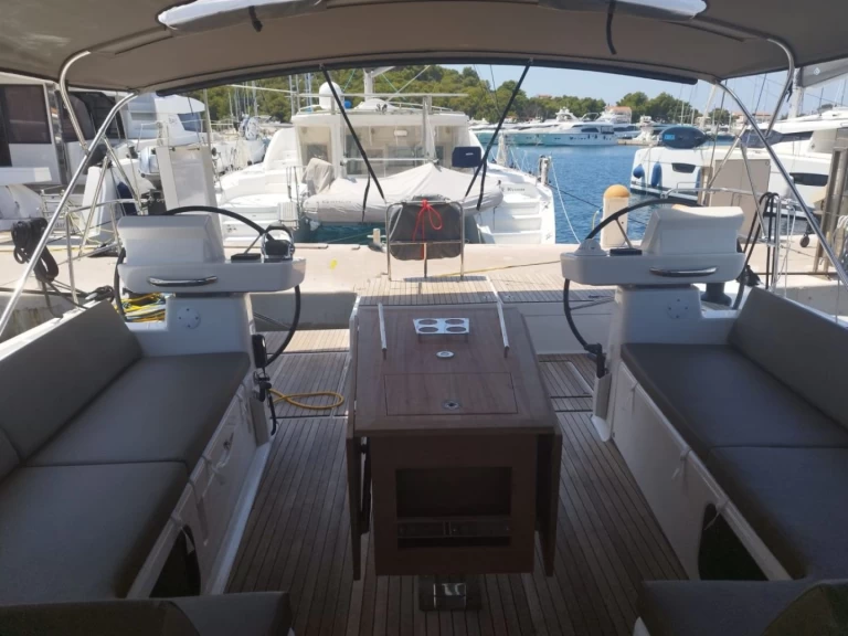 Bootverhuur Dufour Dufour 56 Exclusive in Rogoznica via SamBoat