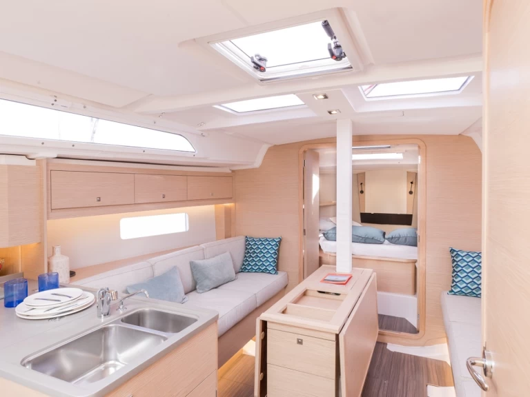 Verhuur Zeilboot in Blue Lagoon Marina - Dufour Dufour 37