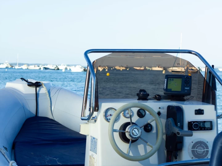 Verhuur RIB Joker Boat met vaarbewijs