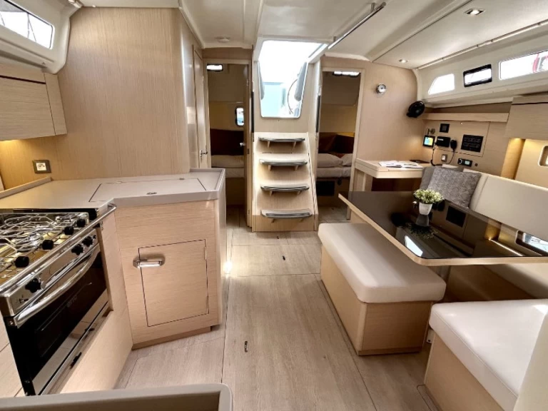 Verhuur Zeilboot Bénéteau met vaarbewijs