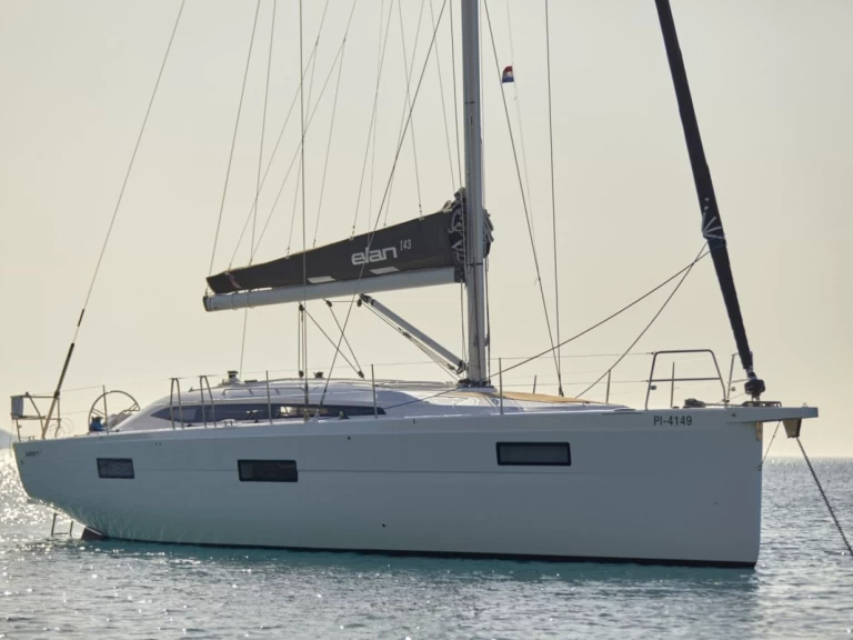 Huur Zeilboot met of zonder schipper Elan in Pirovac