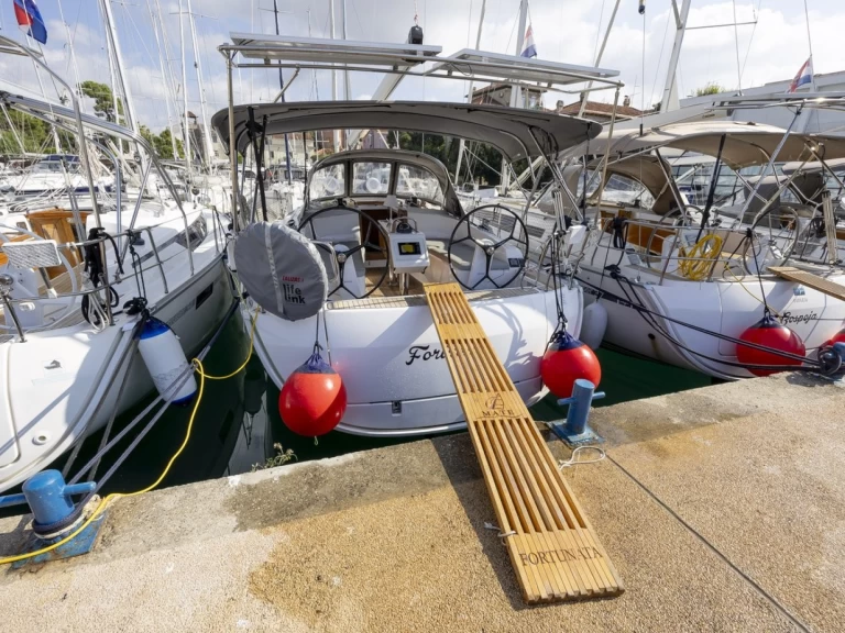 Jachthuur in Zadar - Bavaria Bavaria Cruiser 37 Style via SamBoat