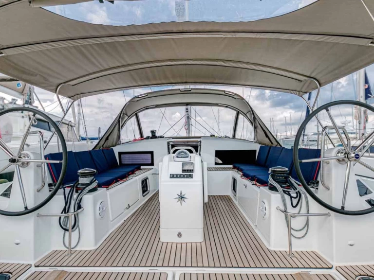 Huur Zeilboot met of zonder schipper Jeanneau in Gouviá